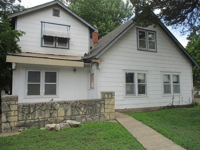 1st image of 703 S C St