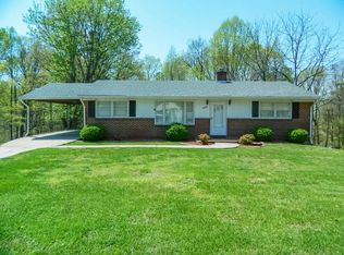 4115 Sunset Dr, Martinsville, VA 24112