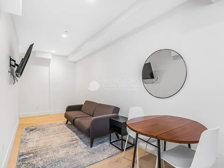 2263 1/2 Sacramento St #3 — Photo 11