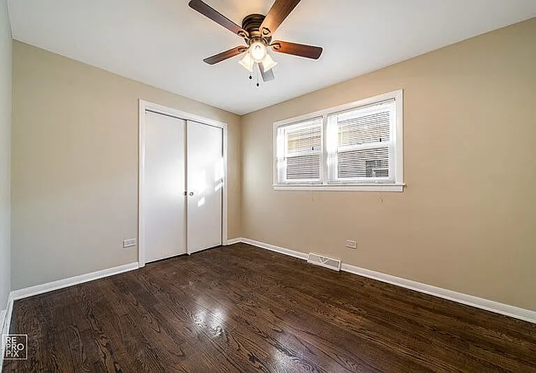 11233 S Whipple St — Photo 6