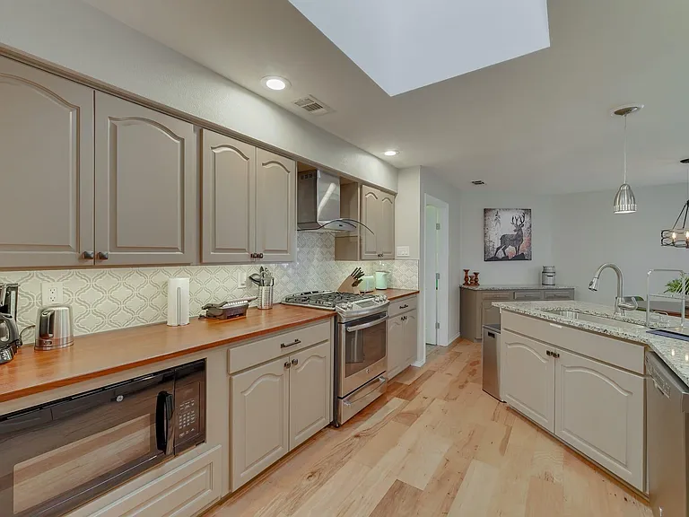 502 Stillmeadow Dr — Photo 15