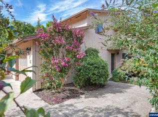 1676 SW Country Club Pl, Corvallis, OR 97333