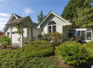 290 Taylor Blvd, Sequim, WA 98382