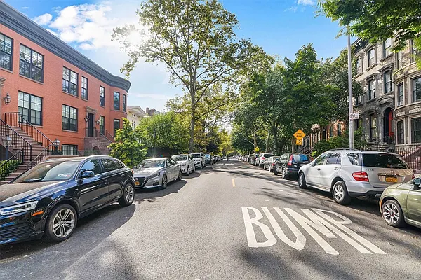 Sold by Century 21 Milestone Realty | media 21