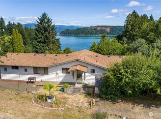 181 E Main St, Union, WA 98592