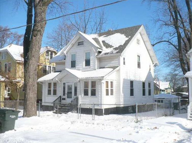 2nd image of 721 Lenox Ave