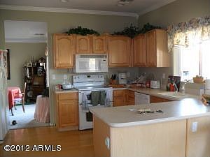 2nd image of 10826 W Sheridan St