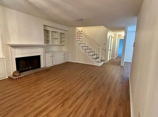 5416 Heatherstone Dr, Baton Rouge, LA 70820