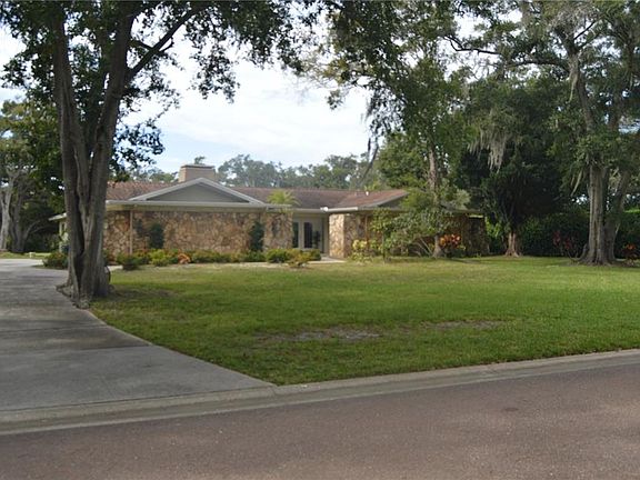 4th image of 2111 Paddock Cir