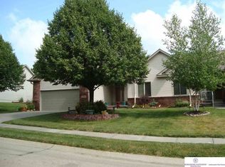 13316 Ellison Ave, Omaha, NE 68164