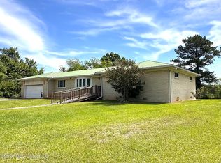 377 Hall Rd, Forest, MS 39074