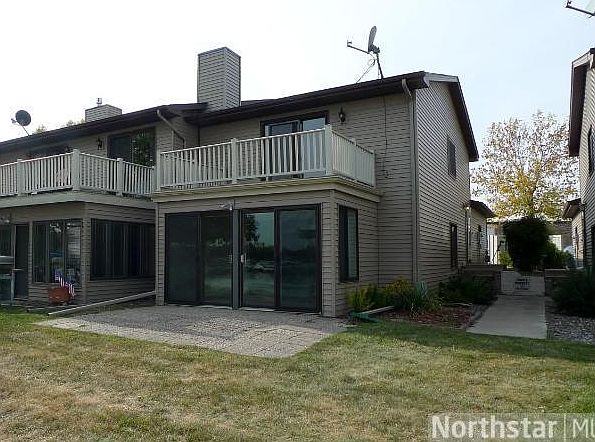 1st image of 89 1st St SE