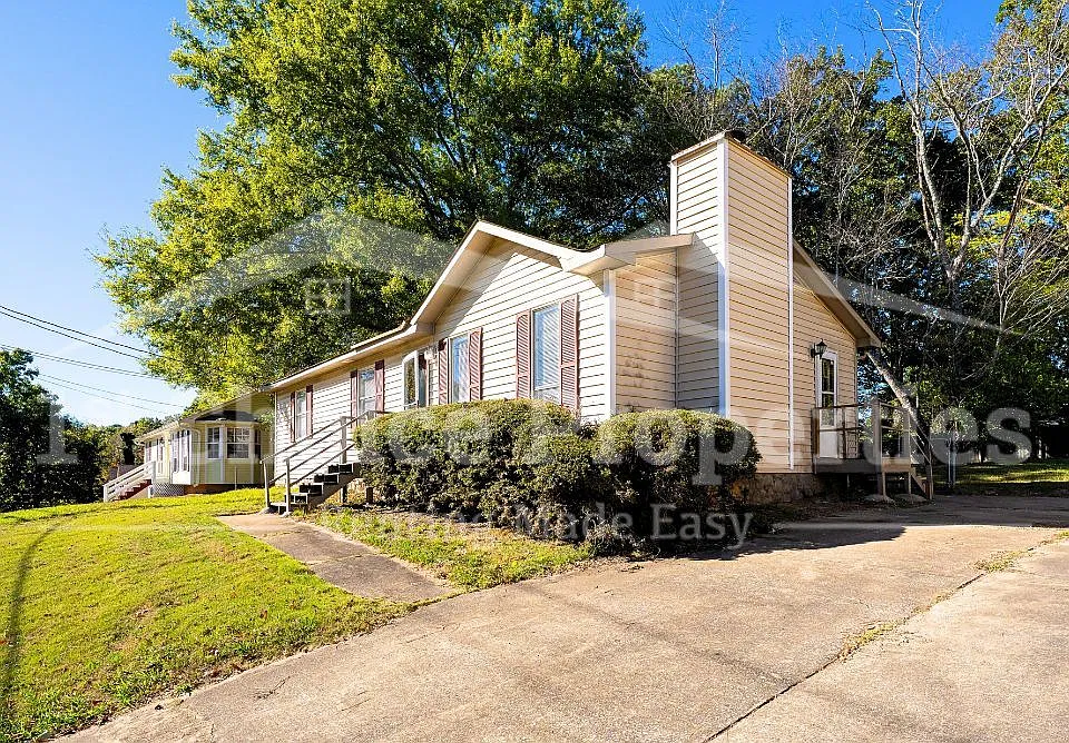 828 August Drive, Birmingham, AL 35215 - 1 — Photo 2