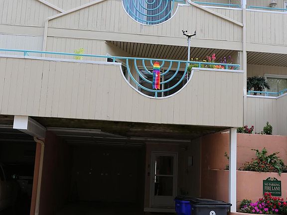3rd image of 11 Read Ave Unit 8