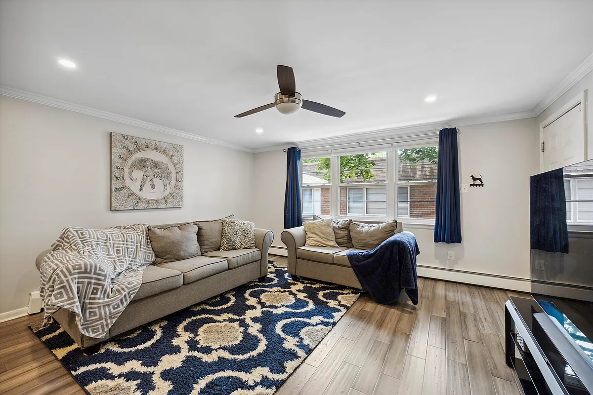Building Photo - 107 Rutgers Ave #G4