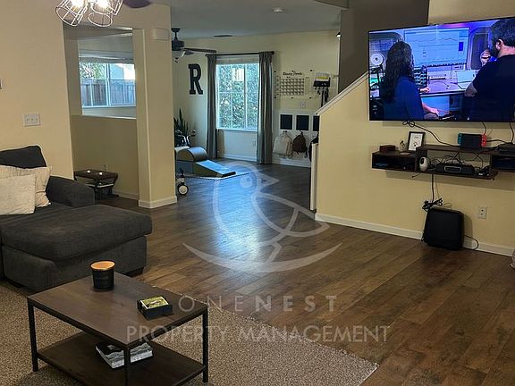 5th image of 1518 Garnet Way