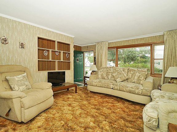 4th image of 7 Pepper Cir S