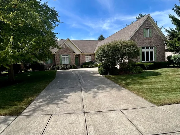 9750 Colonial Dr, Carmel, IN 46032