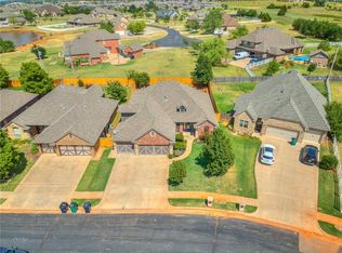 17204 Hardwood Pl, Edmond, OK 73012