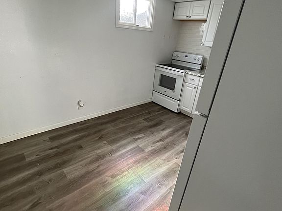 2nd image of 408 S Mulberry St #1