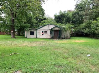 6701 Weaver Rd, Houston, TX 77028