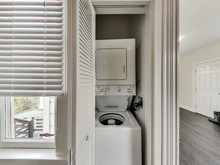 692B Haight St — Photo 8