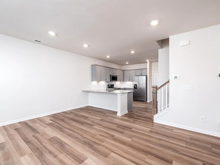 3322 Glenn Hope Way — Photo 7