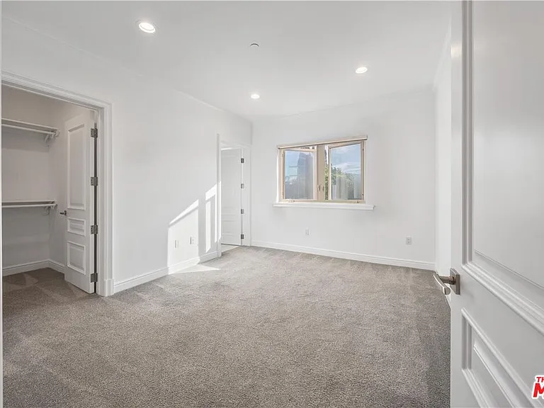918 S Wooster St #2 — Photo 17
