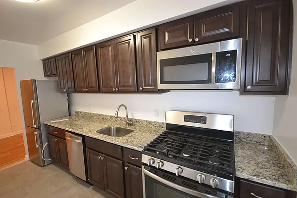 Rented by Silverstein Collection LLC  | media 1