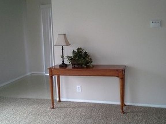3rd image of 2622 S Green St #8283983