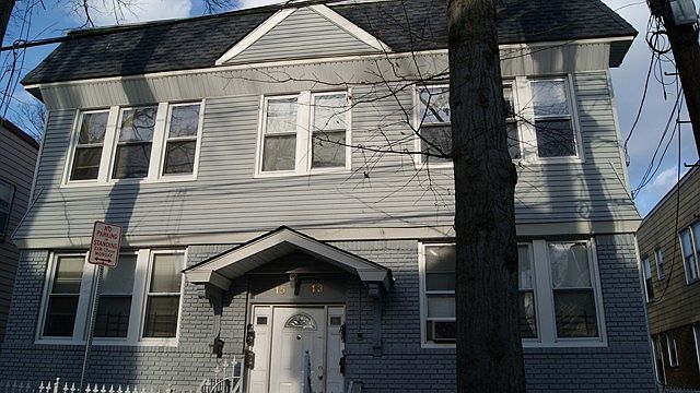 1st image of 15 Underwood St APT 1