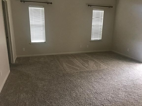 5th image of 9739 N Paula Ave
