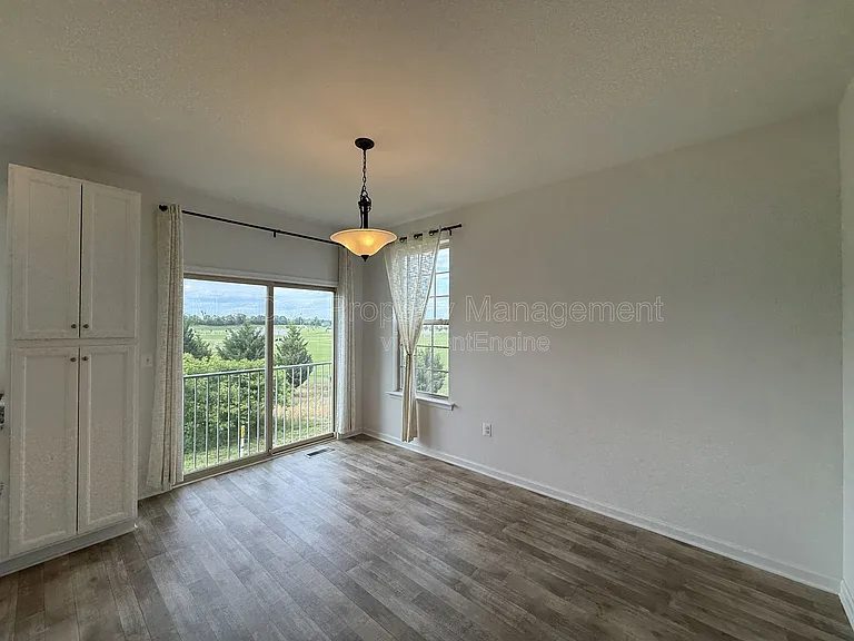 2401 Copa Ct — Photo 7