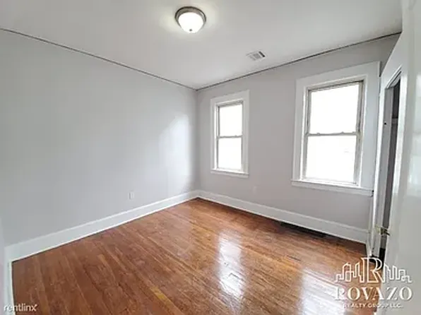 121 University Pl #B2, Irvington, NJ 07111