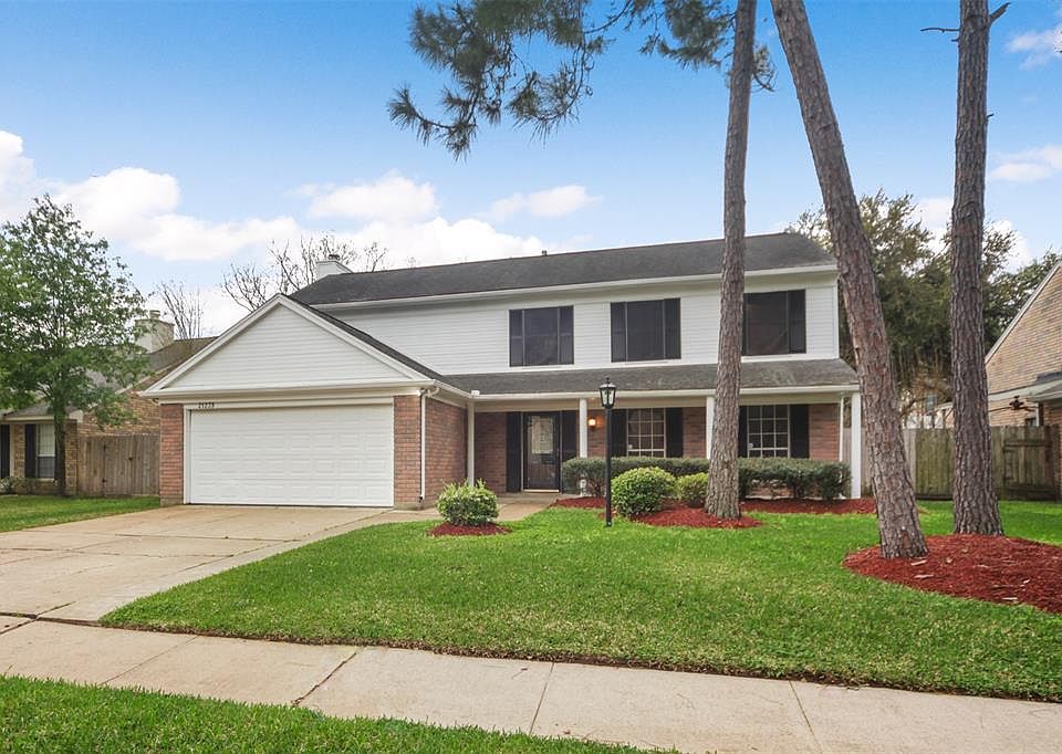 1st image of 21239 Park Bluff Dr