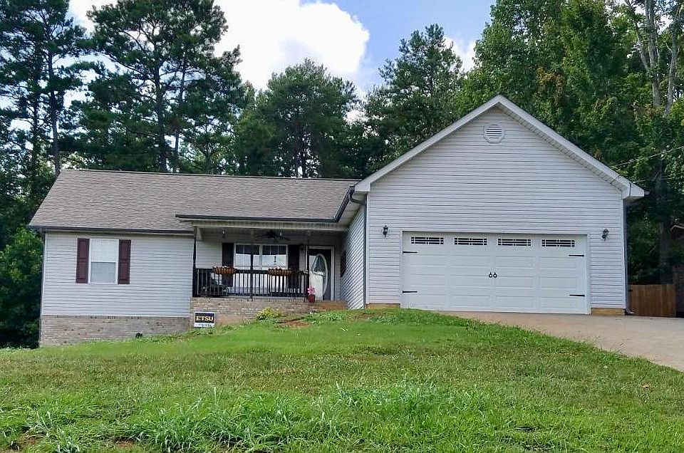 1st image of 765 Whippoorwill Cir