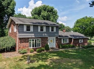 966 College Dr SE, New Philadelphia, OH 44663