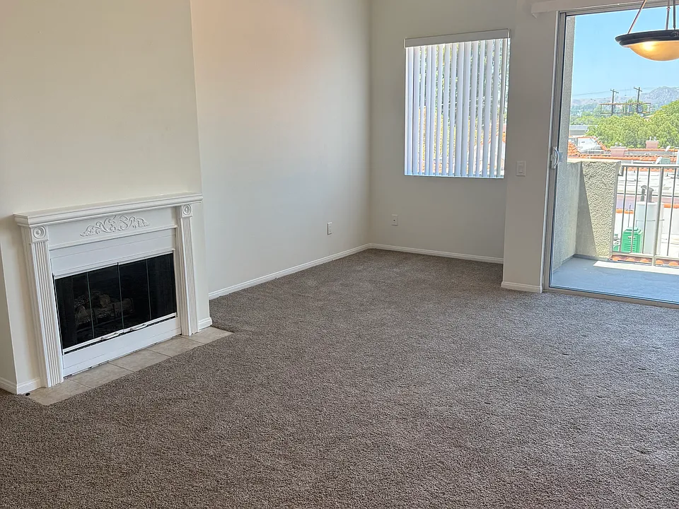 7551 Jordan Ave #405