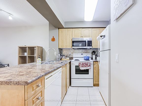 3rd image of 310 Red Maple Rd #201