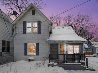 1012 Mills St, Kalamazoo, MI 49001