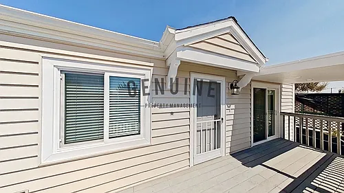 1008 England St Photo 1