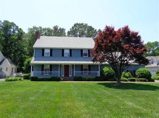 11526 Country Club Dr, Berlin, MD 21811