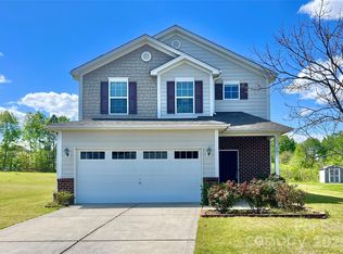 2021 Blue Stream Ln, Indian Trail, NC 28079