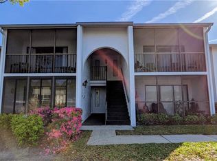 1109 Pine Ridge Cir W APT C2, Tarpon Springs, FL 34688