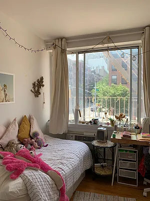 Rented by Vanderborgh Realty  | media 11