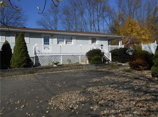 228 Millersdale Rd, Greensburg, PA 15601