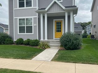 1105 Okeeffe Ave, Sun Prairie, WI 53590