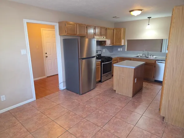 414 Texas St, Tomball, TX 77375