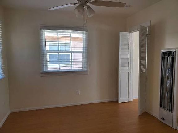 5th image of 4075 La Salle Ave #C