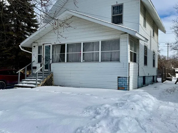 616 Bridge Ave, Alma, MI 48801